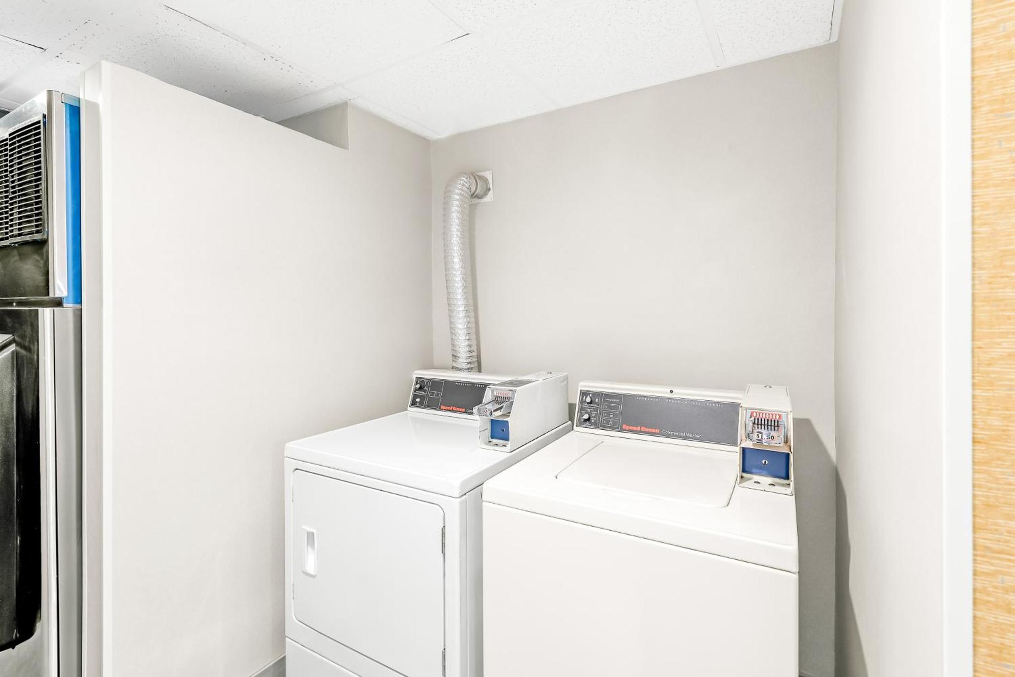 Comfort Suites Columbus Extérieur photo