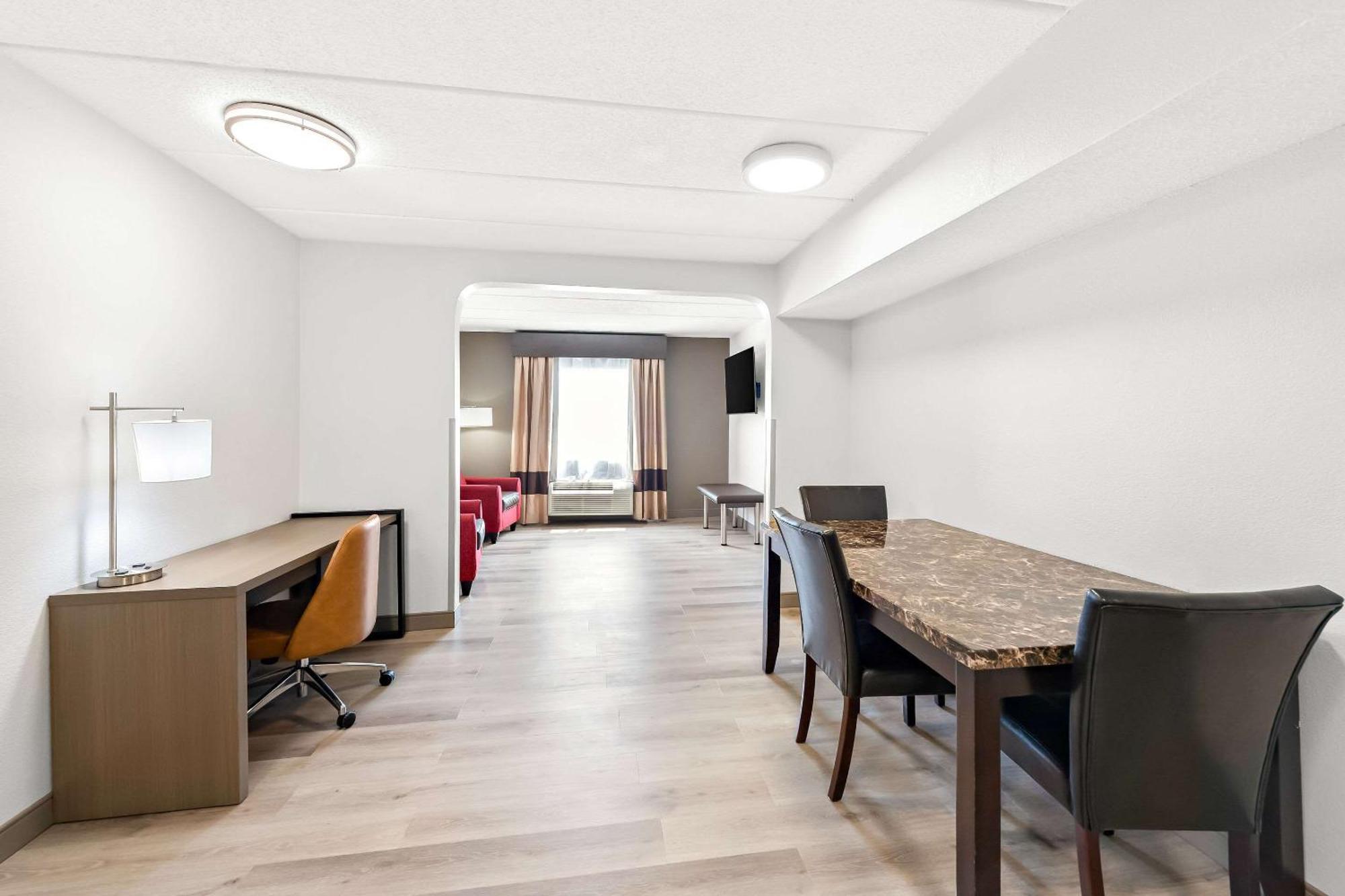 Comfort Suites Columbus Extérieur photo