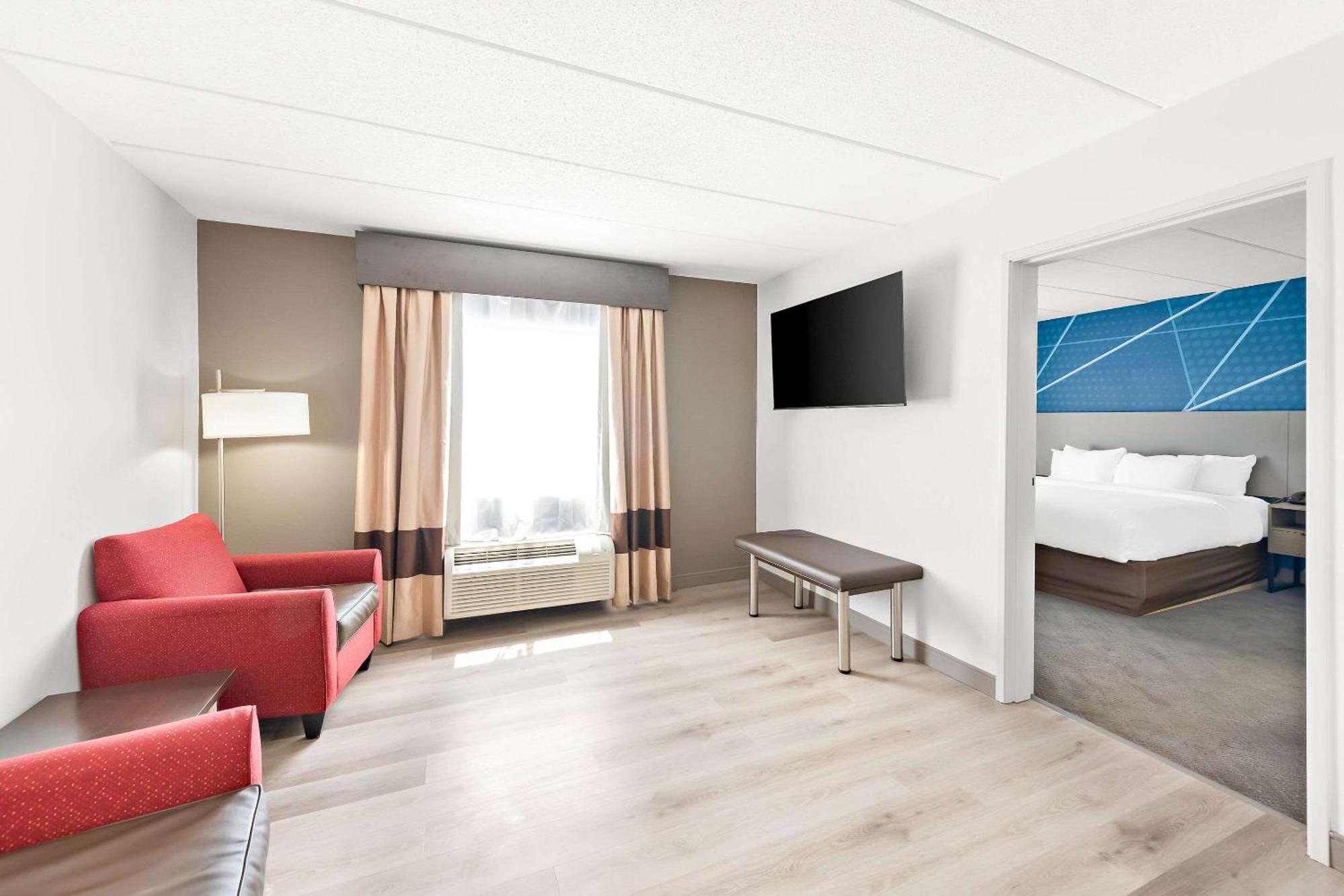 Comfort Suites Columbus Extérieur photo