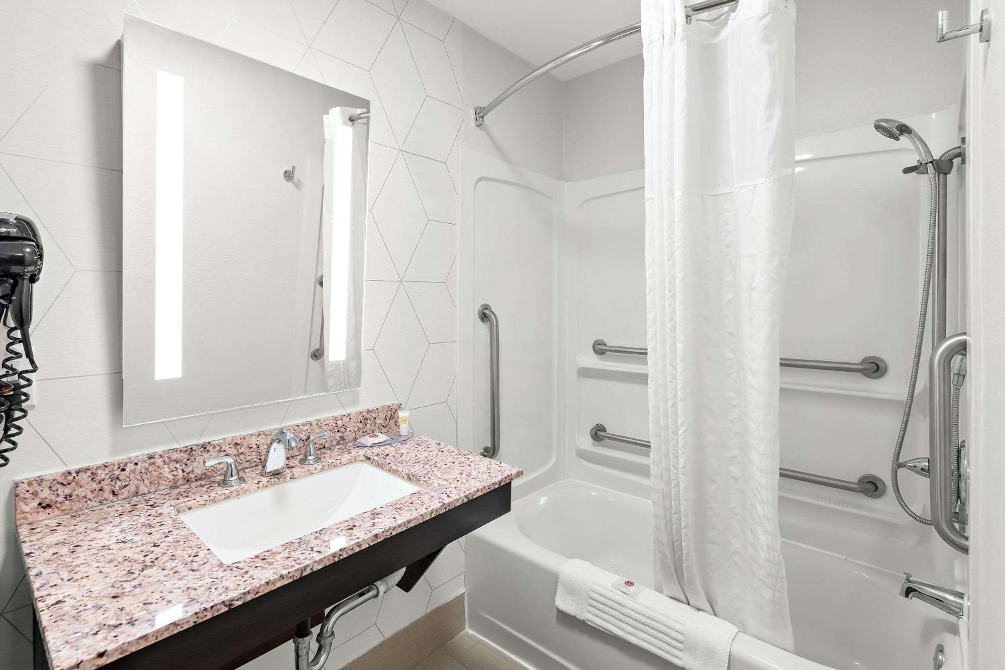 Comfort Suites Columbus Extérieur photo